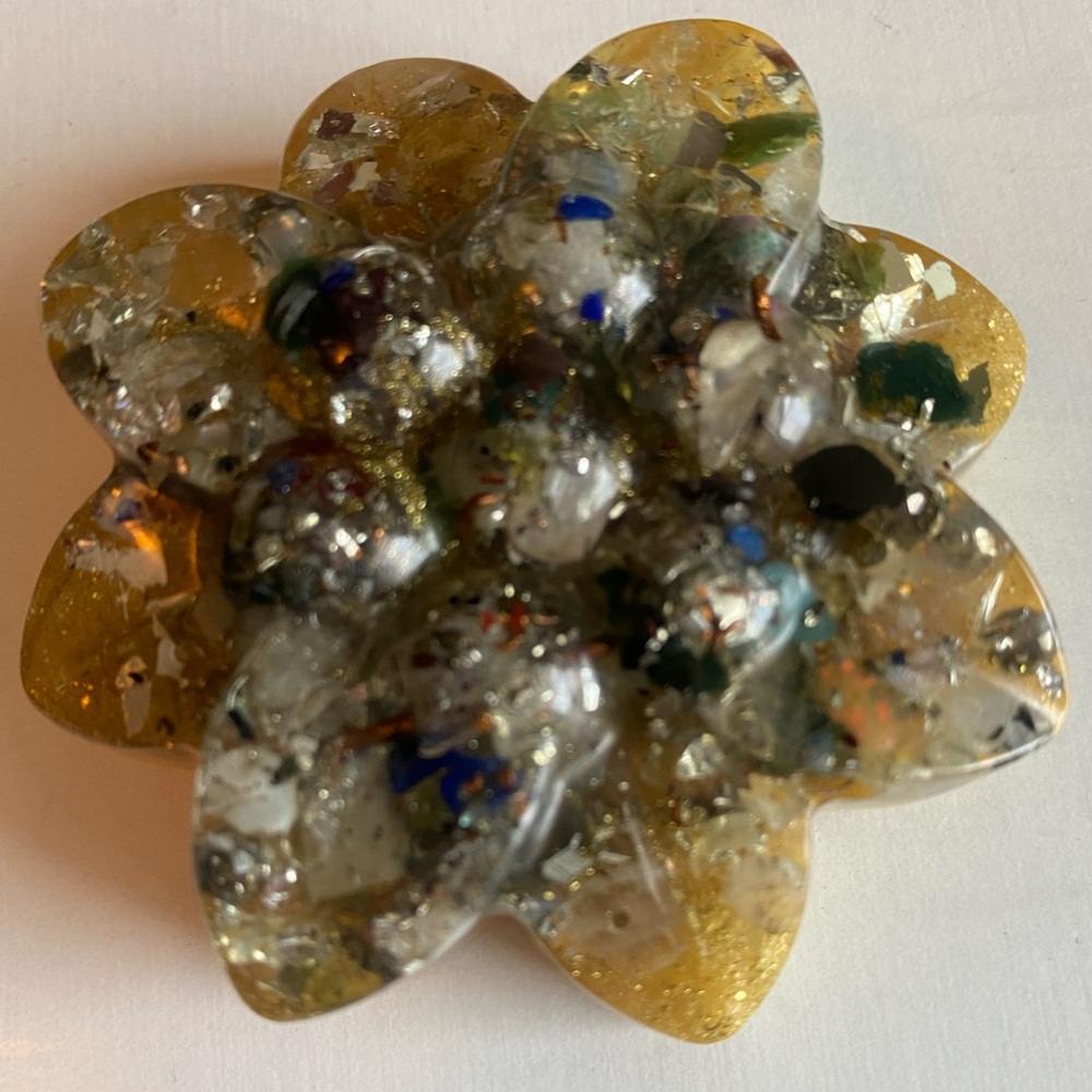 Handmade yellow flower design resin orgonite